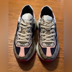 Authentic Gucci sneakers